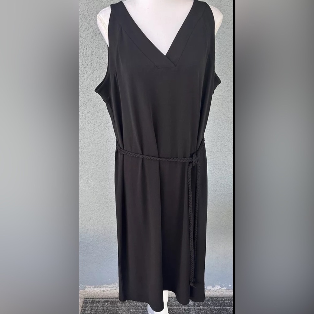 Dana Buchman Dress